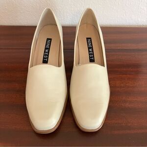 Nine West Nude Leather Cassie Heel. Size 8. Great Condition!!